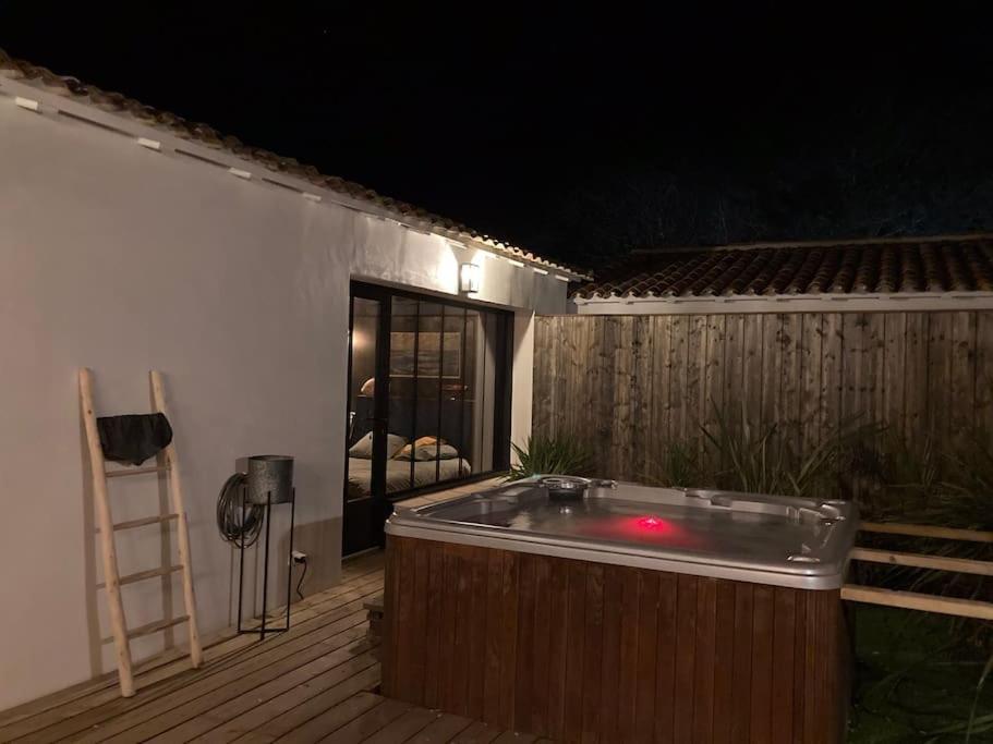 Les Cabines Sainte-Marie-de-Ré Екстериор снимка